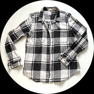 Black/white Vans Women’s Flannel